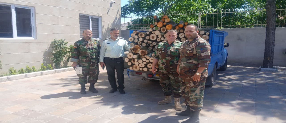 کشف وضبط چوب آلات غیرمجاز در صومعه سرا
