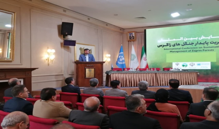 ملاقات مدیرکل محترم منابع طبیعی و آبخیزداری استان گیلان با مردم محترم استان و بررسی مشکلات این عزیزان در مورخه 1400/7/27 به روایت تصویر