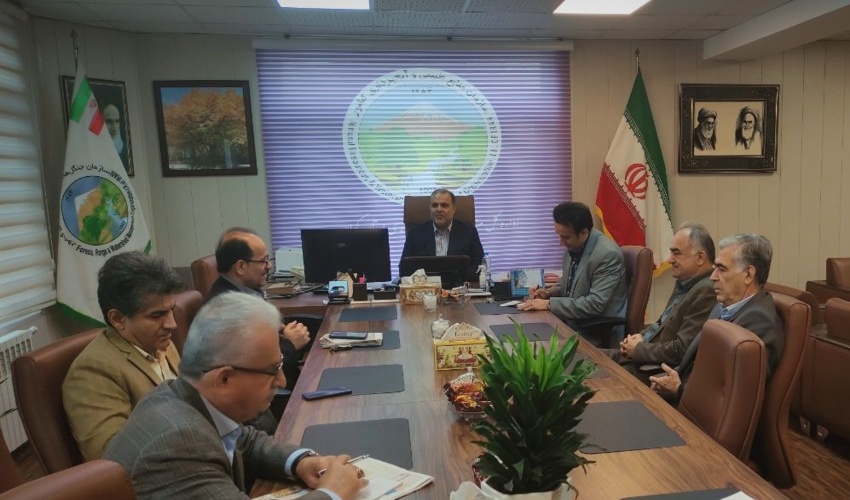 دیدار مدیران مسول روزنامه های استان گیلان با مدیر کل منابع طبیعی و آبخیزداری استان گیلان 