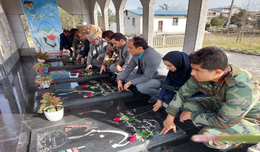 گزارش تصویری - شهرستان آستارا / زیارت و غبار روبی مزار شهدا و جانثاران شهرستان آستارا  