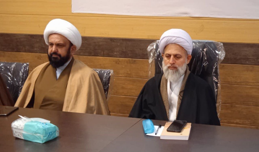 کاشت 72اصله نهال به یاد واحترام هفتاد ودوتن از یاران با وفای حضرت ابا عبدالله الحسین(ع)