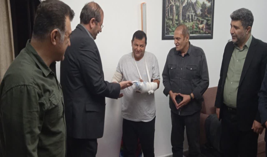 تجلیل سرپرست سازمان منابع طبیعی وآبخیزداری کشور از جنگلبان تالشی 